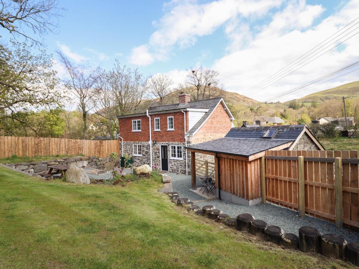 Tan Y Capel Villa Llanbrynmair Exterior foto